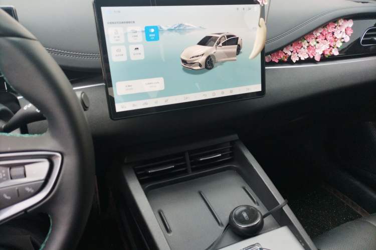 Used BYD Seal 06 New Energy 2025 DM-i Smart Drive 80KM Luxury Model
