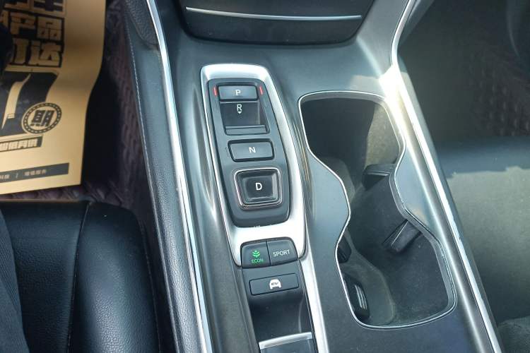 Used Honda Accord 2018 Rui·Hybrid 2.0L Rui Ku Edition China VI Gear Lever