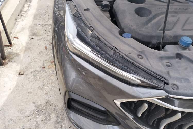 Used CHANGAN OSHAN X5 2021 1.5T DCT Flagship Edition Right Front Headlight