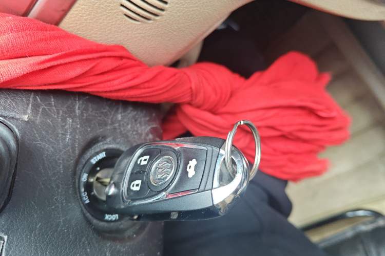 Used Buick Excelle 2011 1.6 LX-MT