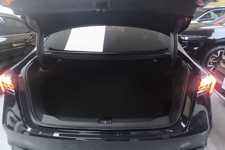 Used Buick LaCrosse 2024 28T Luxury Edition