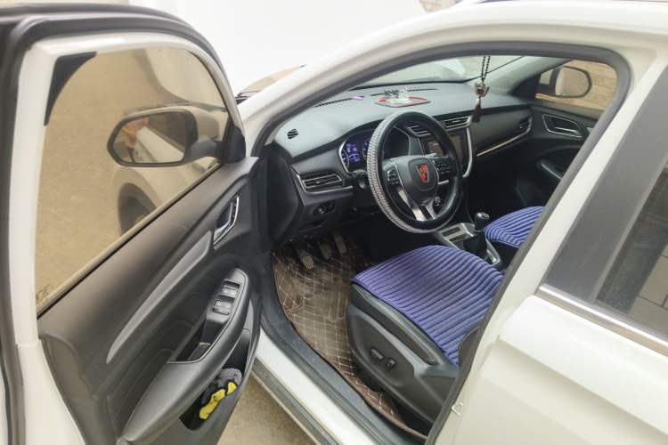 Used Roewe RX3 2018 1.6L Manual Internet Smart Edition
