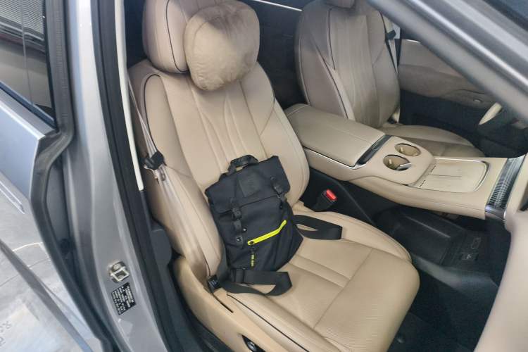 Used XPeng X9 2025 650 Long-Range Max