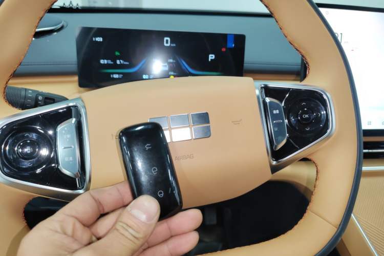 Used Geely Galaxy Galaxy Xingjian 7 EM-i 2025 120km Launch+ Version