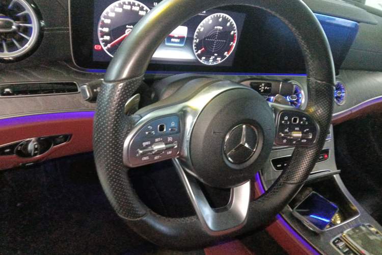 Used Mercedes-Benz CLS 2018 CLS 300 Dynamic Edition
