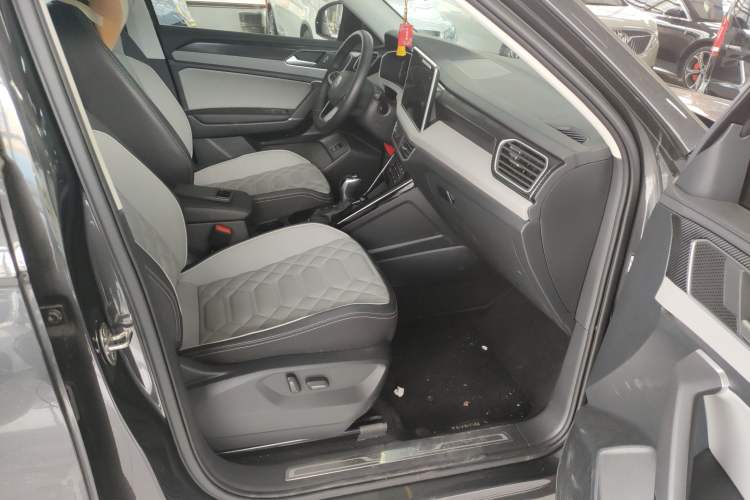 Used Volkswagen Tayron 2024 330TSI Two-Wheel Drive Luxury Plus Advanced Version
