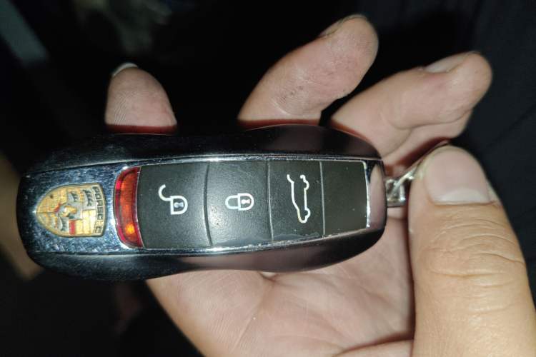 Used Porsche Cayenne 2015 Cayenne 3.0T Vehicle Key