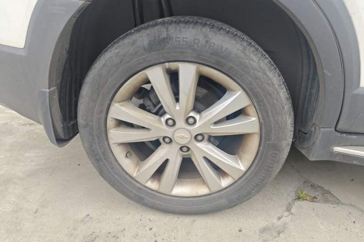 Used Chevrolet Captiva 2015 2.4L 4x4 Flagship Edition 7-Seater Right Rear Wheel Hub