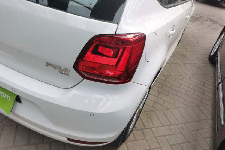 Used Volkswagen Polo 2016 1.6L Automatic Comfort Model Right Rear Taillight