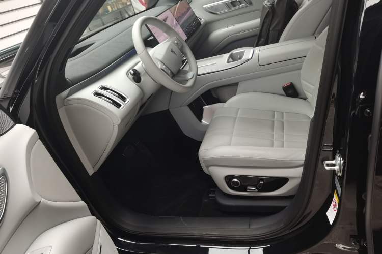 Used Deepal S09 2025 Rear-Drive Ultra