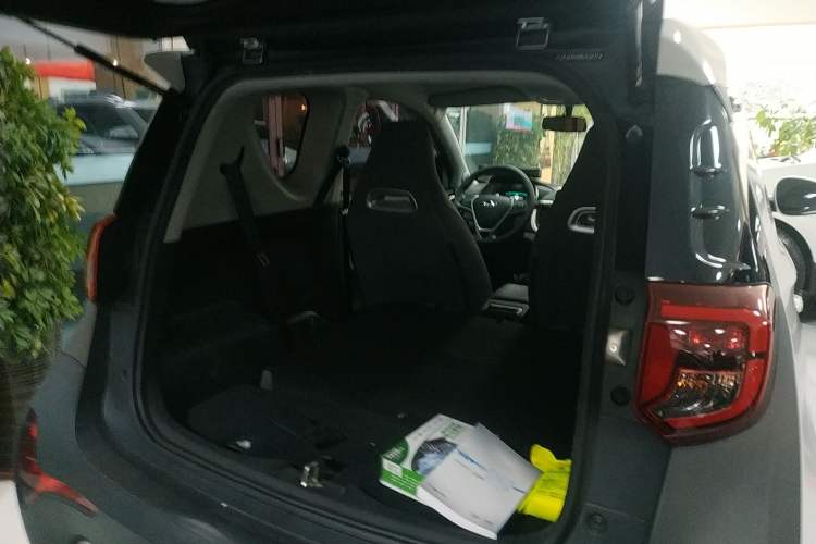 Used Chery New Energy Little Ant 2021 200 000-Yuan Ant Fan Edition Energetic Version NMC Lithium Battery 301 km