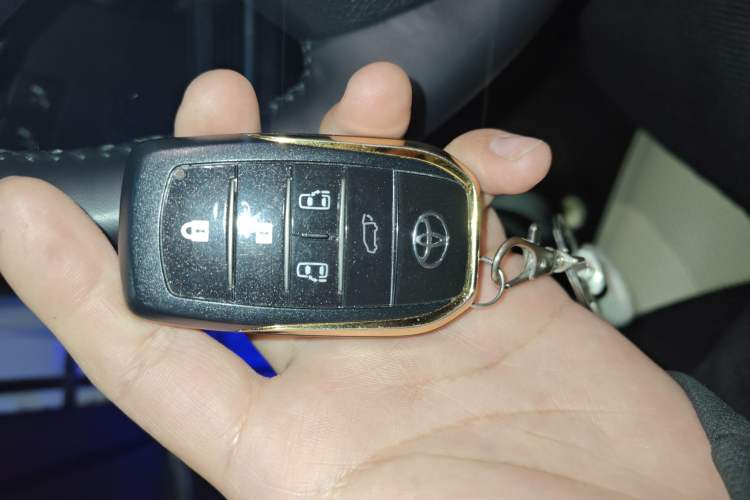 Used Toyota Alphard 2023 Dual-Motor 2.5L Premium Golden Edition