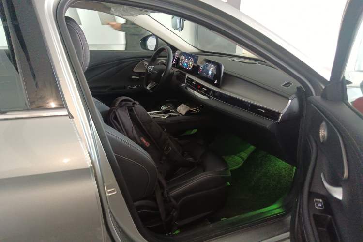 Used Chery Arrizo 8 2025 1.6T DCT Excellence Edition
