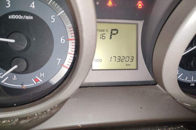 Used Toyota Prado 2013 2.7L Automatic Parallel Import