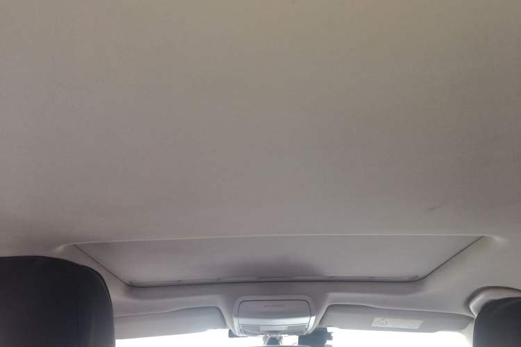 Used Volkswagen Sagitar 2018 1.6L Automatic Comfort Model Headliner