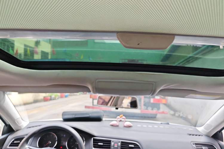 Used Volkswagen Lamando 2017 230TSI DSG Fashion Edition