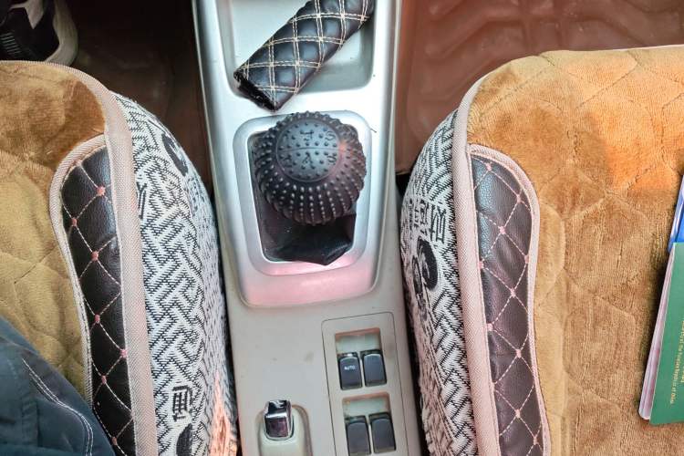 Used Changan Alsvin V3 2012 1.3L Manual Comfort Version China IV Standard