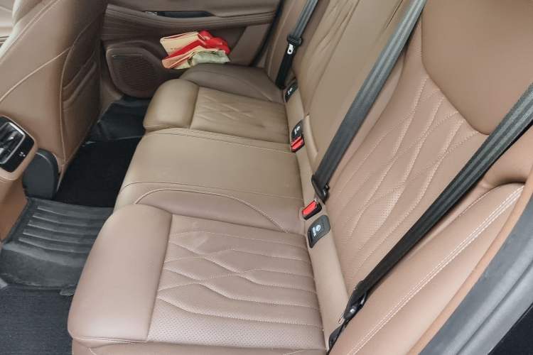 Used Chery Arrizo 8 2024 High-Performance Edition 2.0T DCT Powerfully Tuned Left Rear Seat