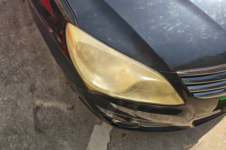 Used Hyundai Celesta 2011 1.6L Automatic Luxury Version Right Front Headlight
