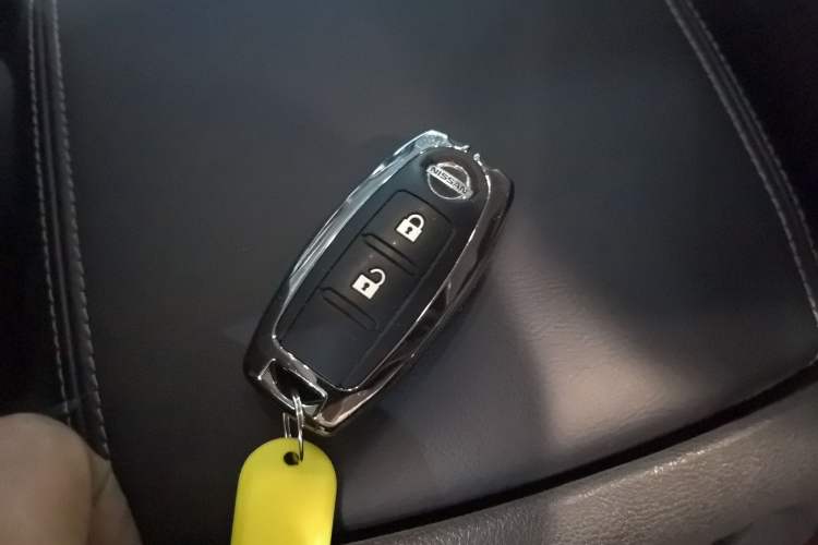 Used Nissan Terra 2020 2.5L XL Upper 4WD Automatic Four-Wheel Drive Luxury Edition Vehicle Key