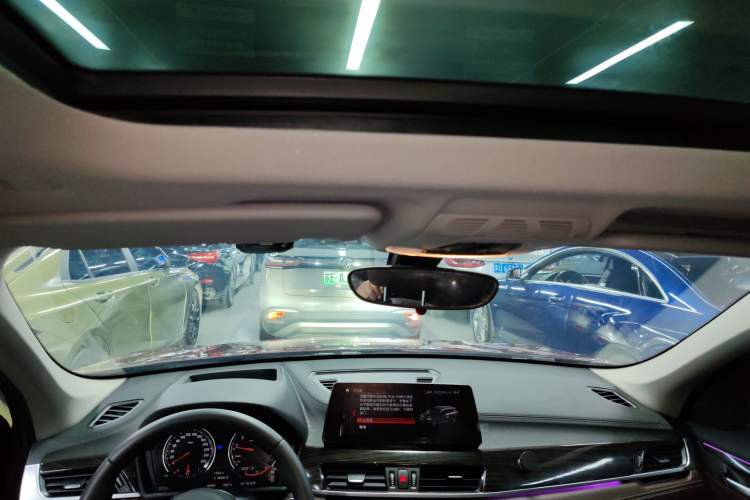 Used BMW X1 2020 xDrive25Li Luxury Edition Headliner