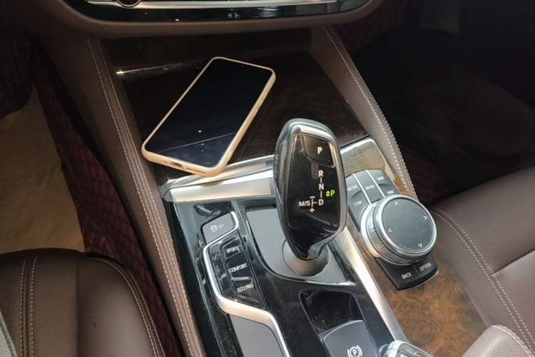 Used BMW 5 Series 2020 525Li Luxury Package
