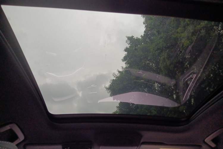 Used Audi Q5 e-tron 2023 40 e-tron Starry Edition Mecha Kit Headliner