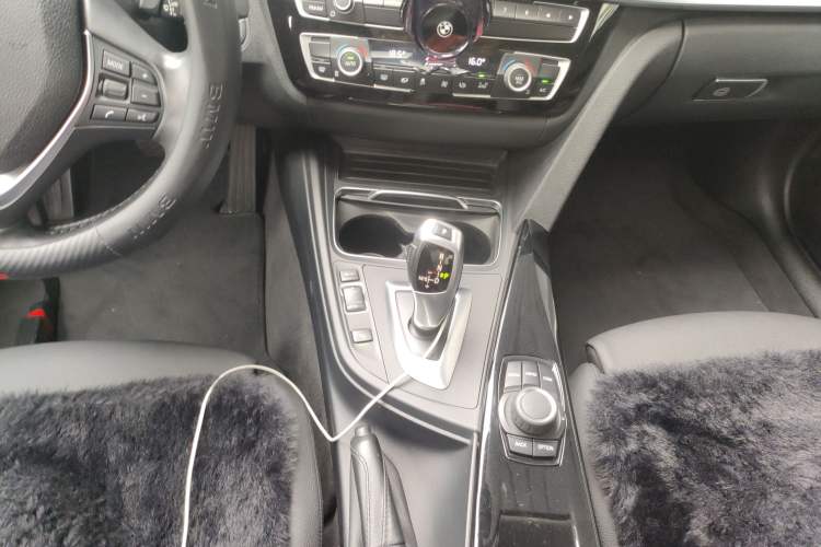 Used BMW 3 Series 2018 320Li Fashion Model
