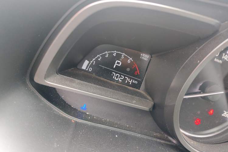 Used Mazda 3 Axela 2019 Cloud-Controlled Version Sedan 1.5L Automatic Comfort Trim China VI Standard Odometer Close Up