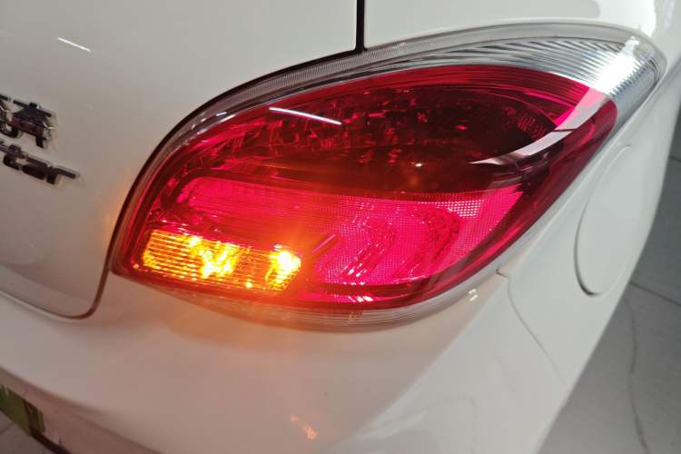 Used CHANGAN OSHAN Benni E-Star 2020 Heart Edition Lithium Iron Phosphate (31.95 kWh)
