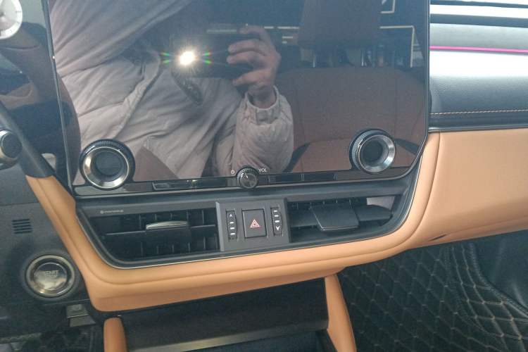 Used Lexus ES 2025 200 Premium Edition