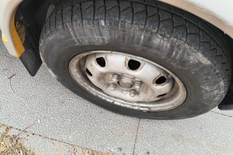 Used CHANGAN KAICHENG Star 2009 1.0L-SC6363B4-JL465Q Right Front Wheel Hub