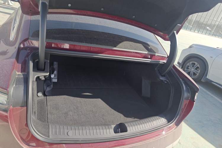 Used Chery Fengyun Fulwin A9L 2025 Model, Four-Wheel Drive High-Energy Peak Edition Trunk