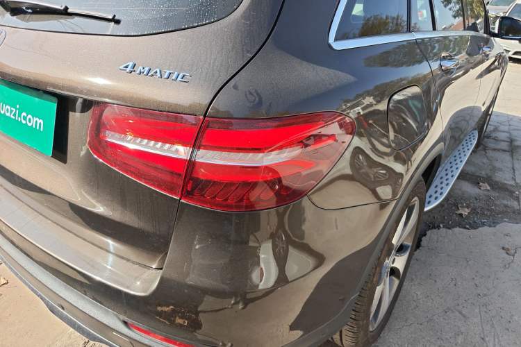 Used Mercedes-Benz GLC 2016 GLC 300 4MATIC Luxury Model