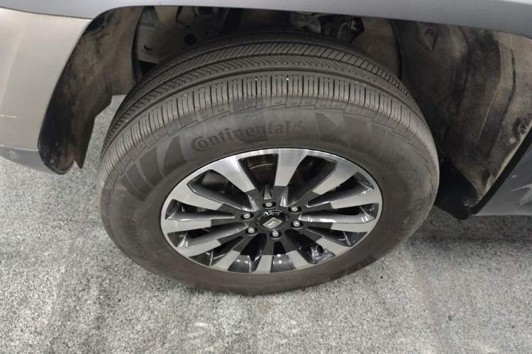 Used Tank 700 New Energy 2024 Hi4-T Extreme Edition Left Front Wheel Hub