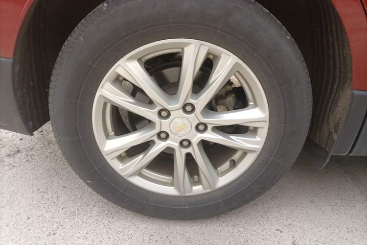 Used Chevrolet Equinox 2017 535T Automatic YuJie Edition Right Rear Wheel Hub