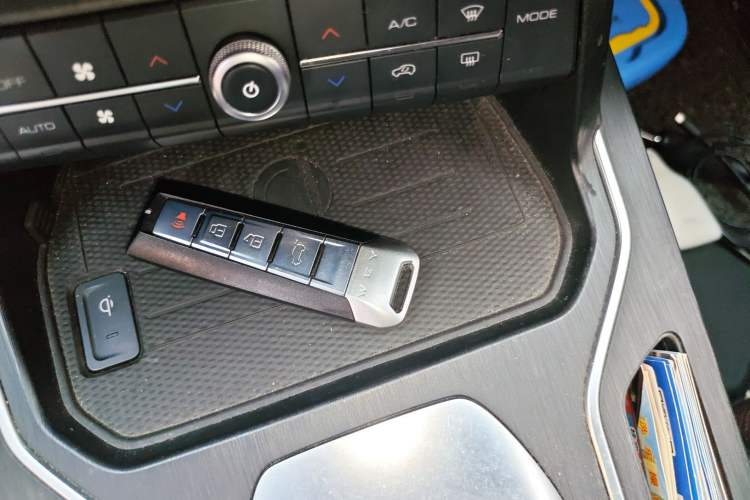 Used Wey VV6 2018 2.0T Two-Wheel Drive Flagship Version China V Standard