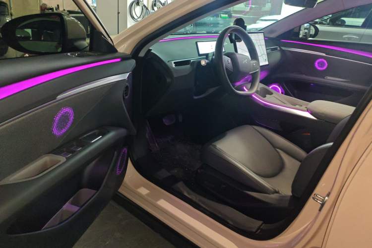 Used XPeng MONA M03 2024 620 with Ultra-Long Range