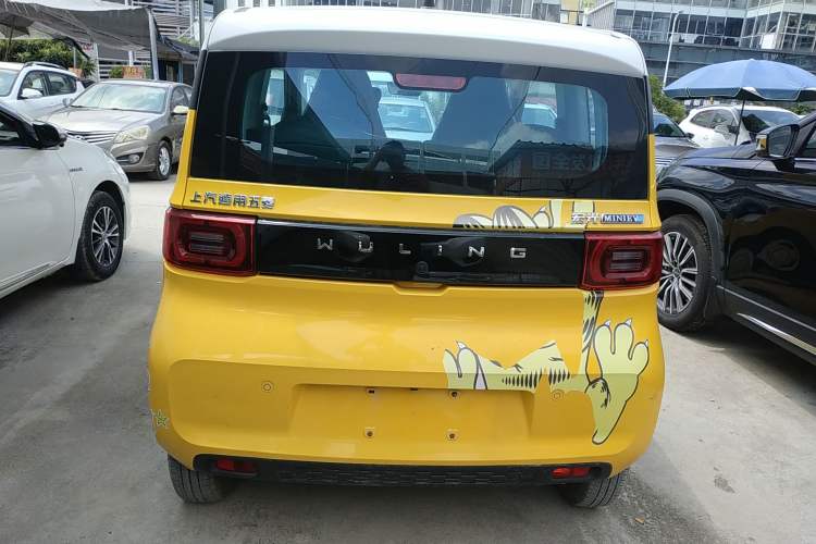 Used Wuling Hongguang MINIEV 2021 Macaron Premium Model – Lithium Iron Phosphate
