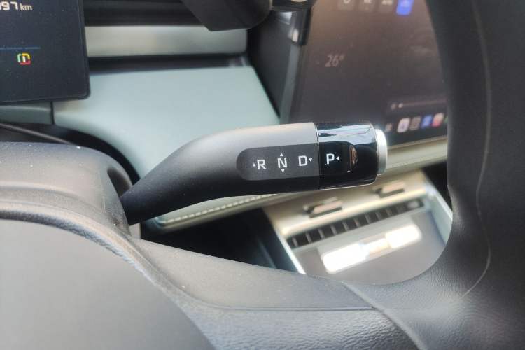 Used Roewe D6 2025 450km Deluxe Edition