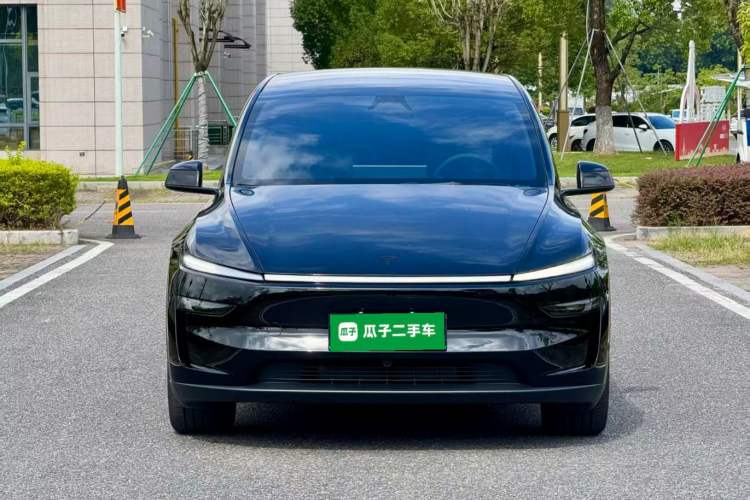 Used Tesla Model Y L 2025 Model Long-Range All-Wheel-Drive Version