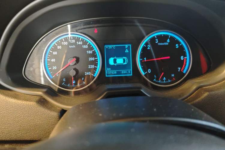 Used Brilliance H530 2014 1.6L Automatic Comfort Model
