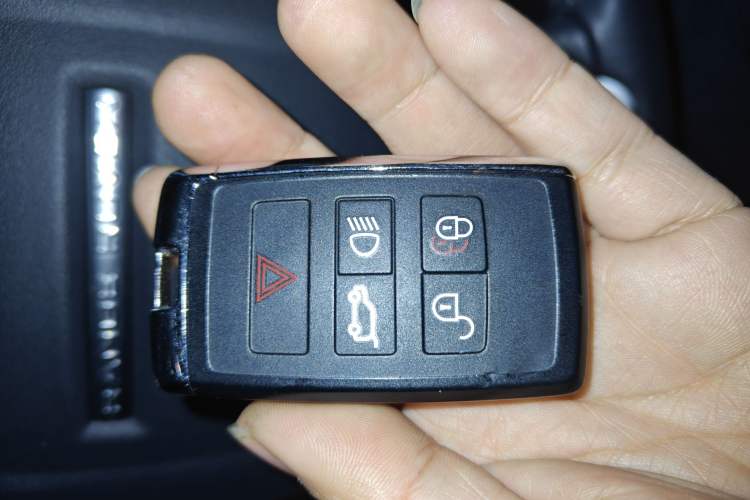 Used Land Rover Range Rover Evoque 2020 249 PS R-DYNAMIC S Black Edition Sport Version