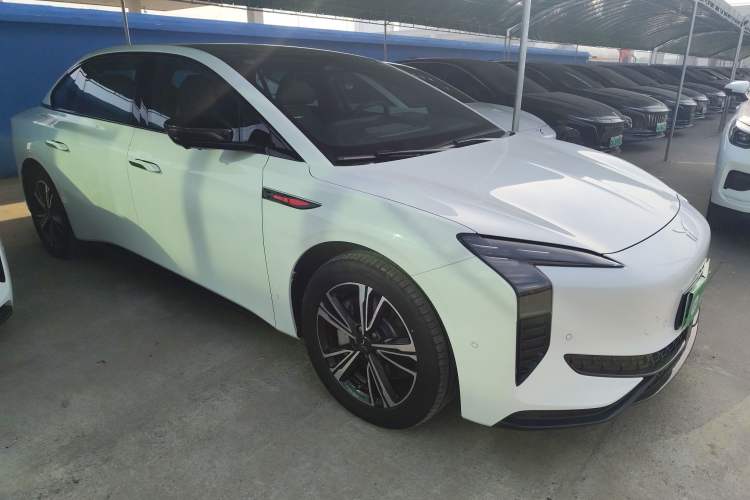 Used Hongqi EH7 2024 690 Pro
