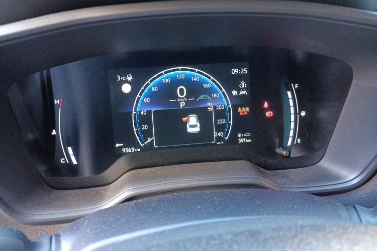 Used Toyota Corolla Cross 2023 2.0L Pioneer Edition