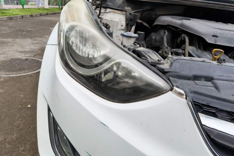 Used Hyundai Elantra (5th Generation / Langdong) 2015 1.6L Automatic Fashion Model Right Front Headlight