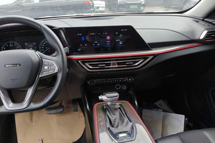 Used CHANGAN OSHAN X5 2021 Revised Version 1.5T DCT Luxury Edition