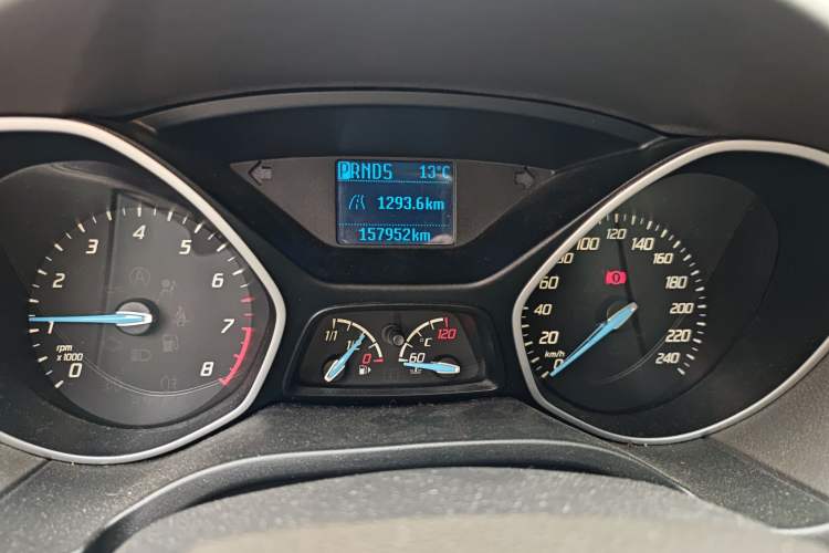 Used Ford Focus 2012 Sedan 1.6L Automatic Comfort Model
