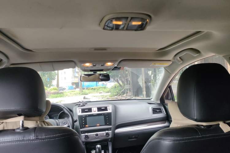 Used Subaru Outback 2015 2.5i Luxury Navigation Edition Headliner