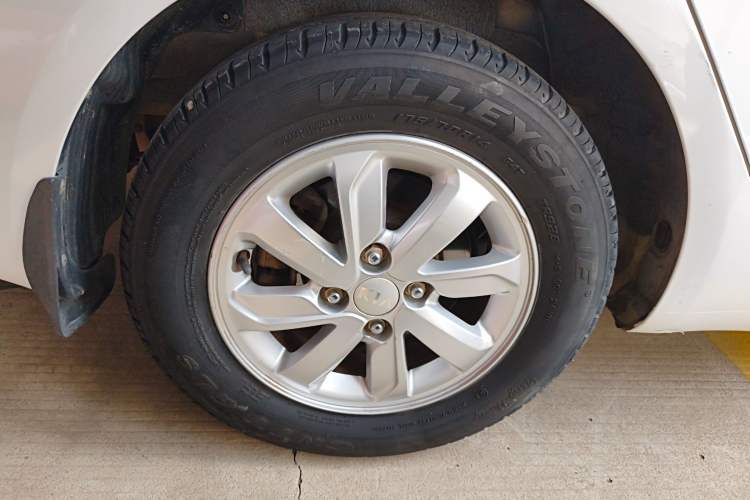 Used Kia K2 2015 Sedan 1.4L Automatic GLS
